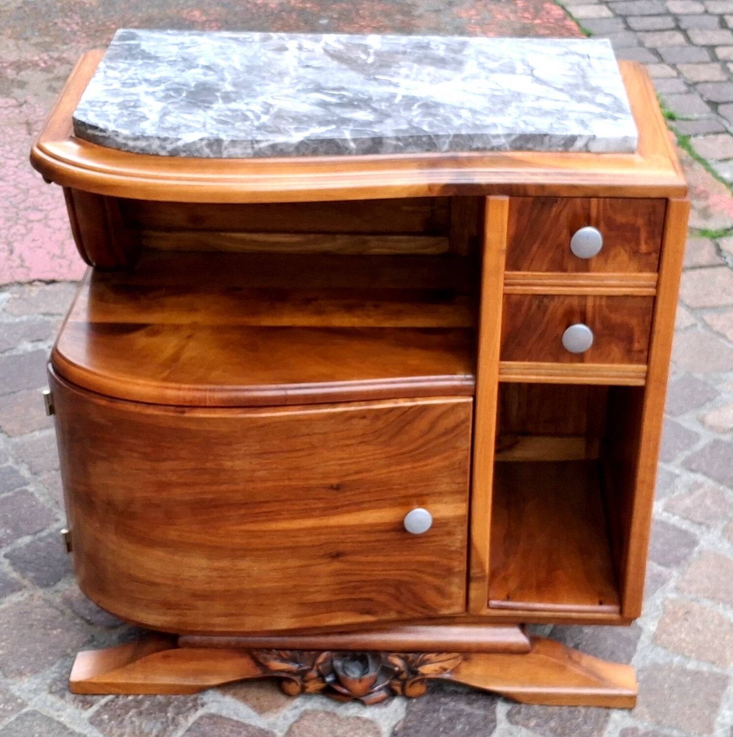 Asymmetrical console table, art deco style from the 1920s to 1930s.