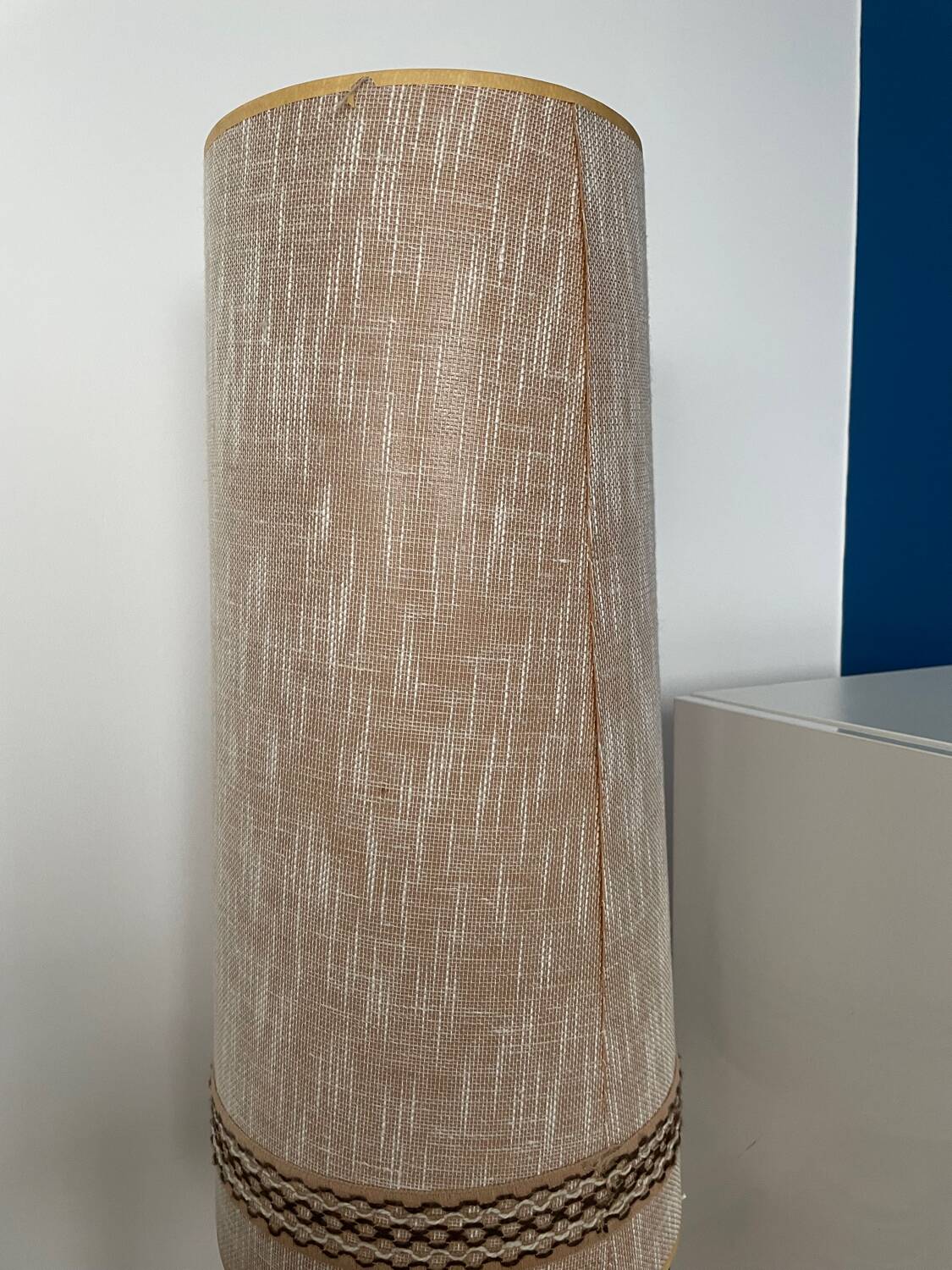 Large ceramic lamp