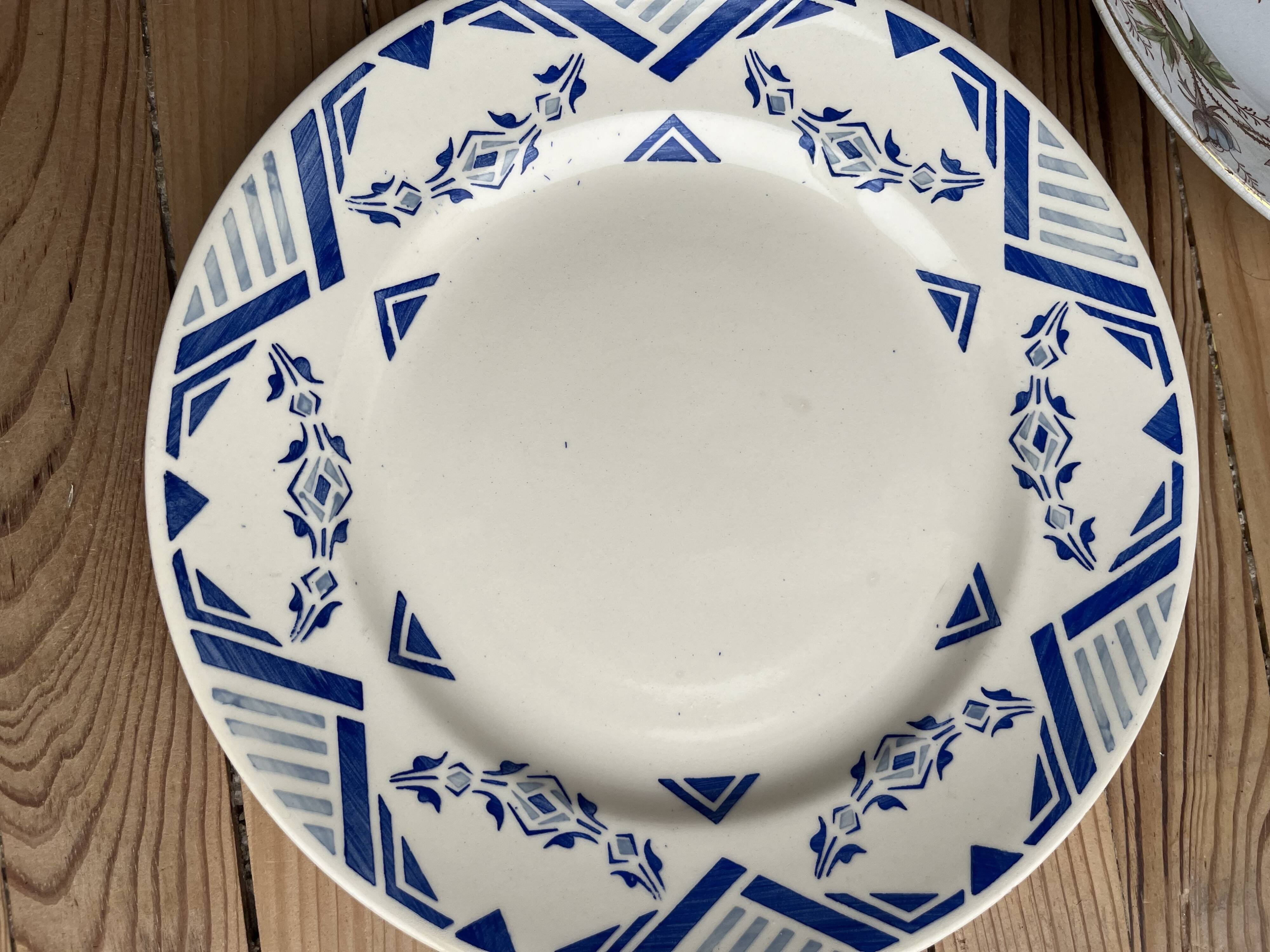 3 old crockery dishes, manufactures of St Amand, Emile Bourgeois and HB& Cie