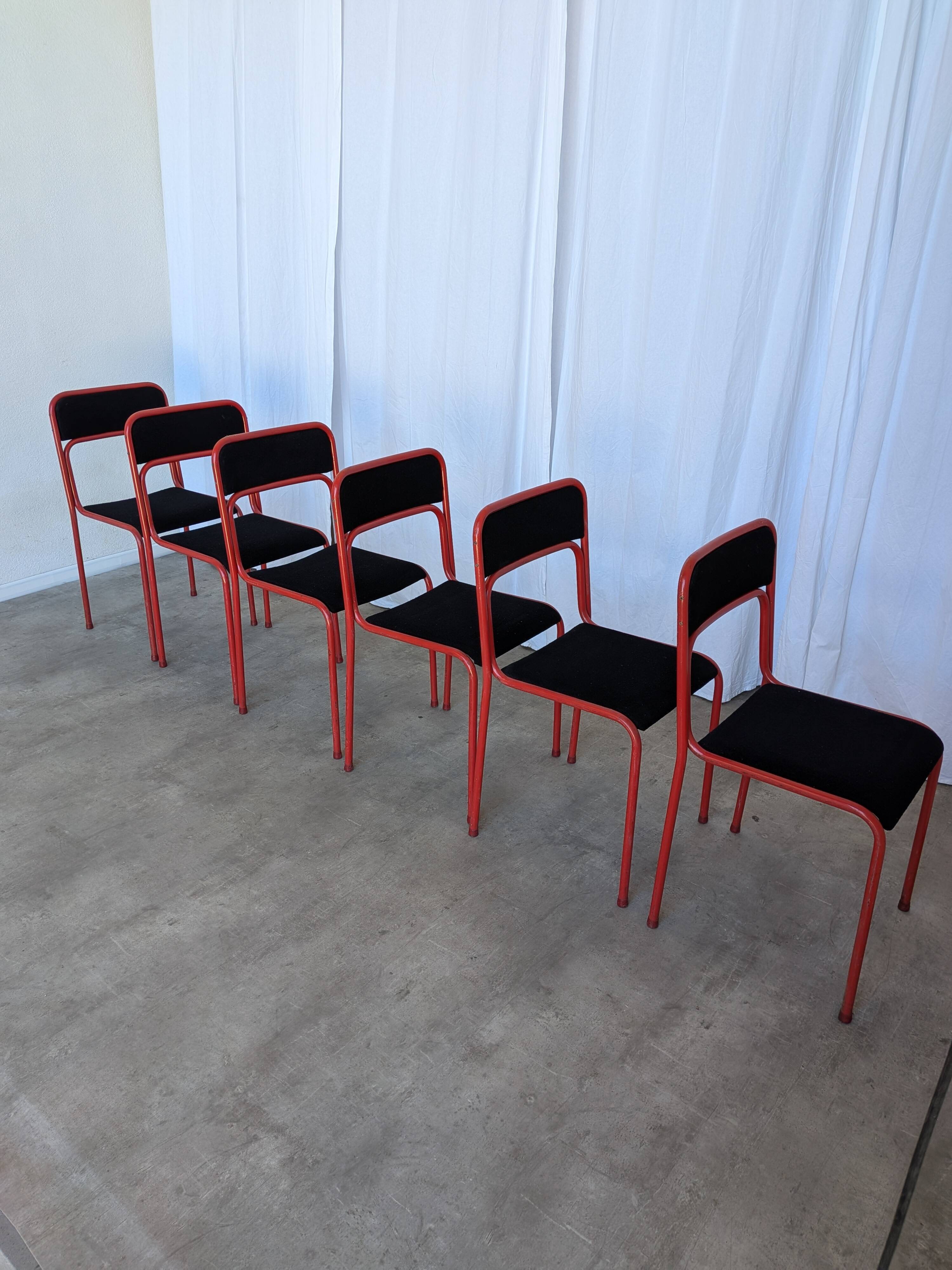 Set of 6 red & black metal chair: space age stackable dining chair baša