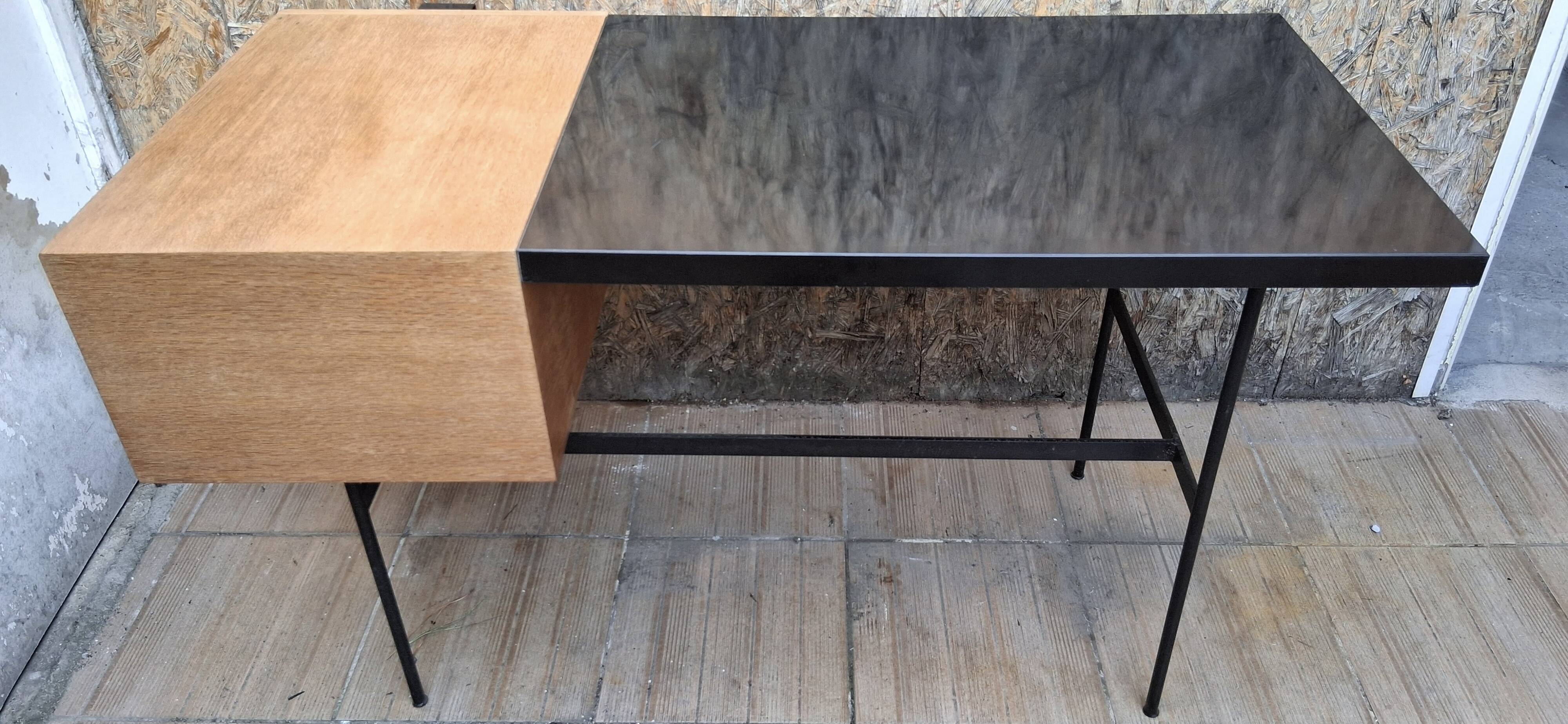Bureau cm 141 de pierre pulin