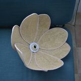 Suspension lotus flower pink gloved edges