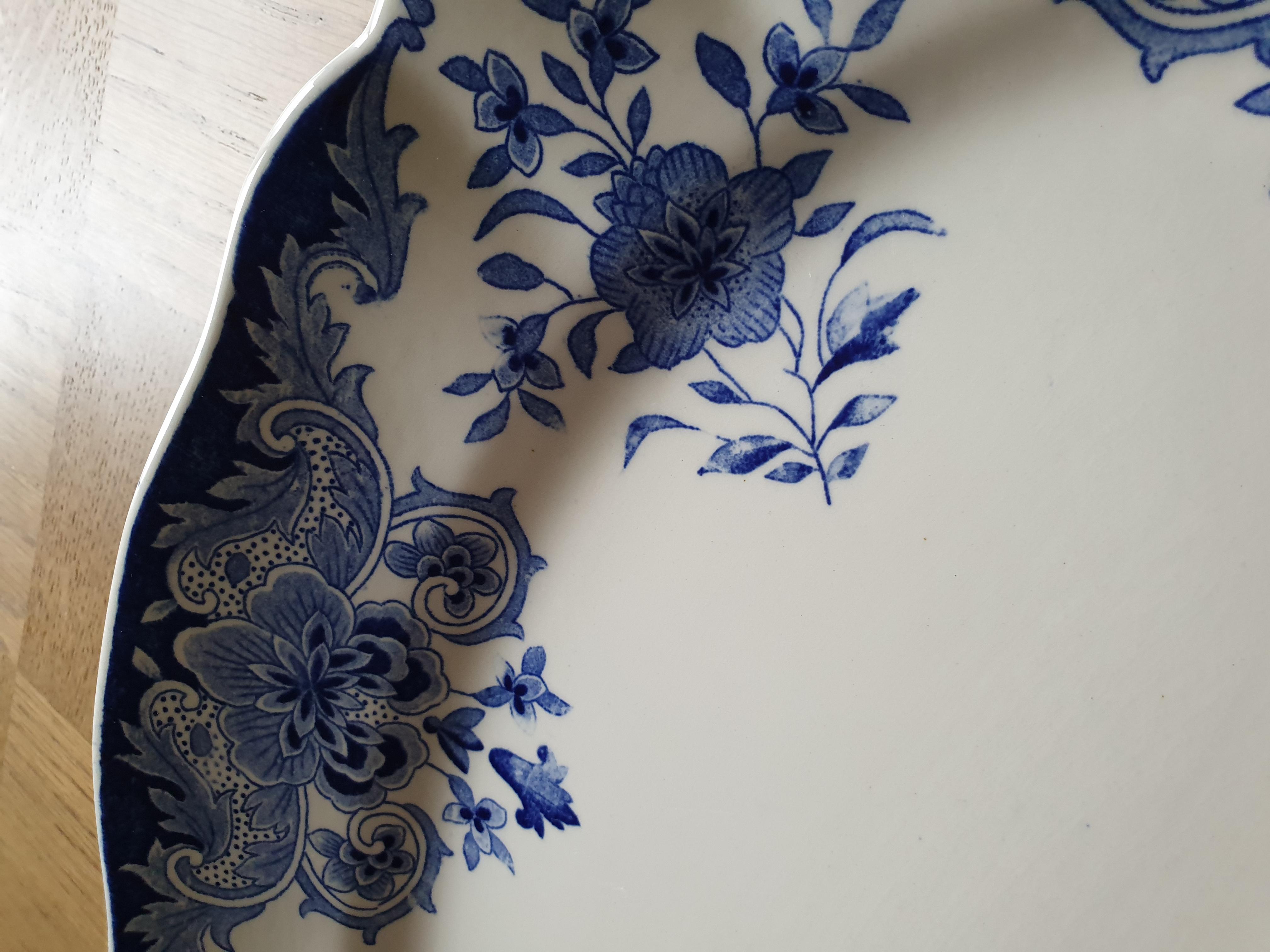 Serving dish Boch Dordrecht BFK