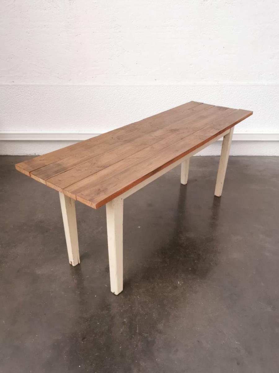 Fine and long farm table