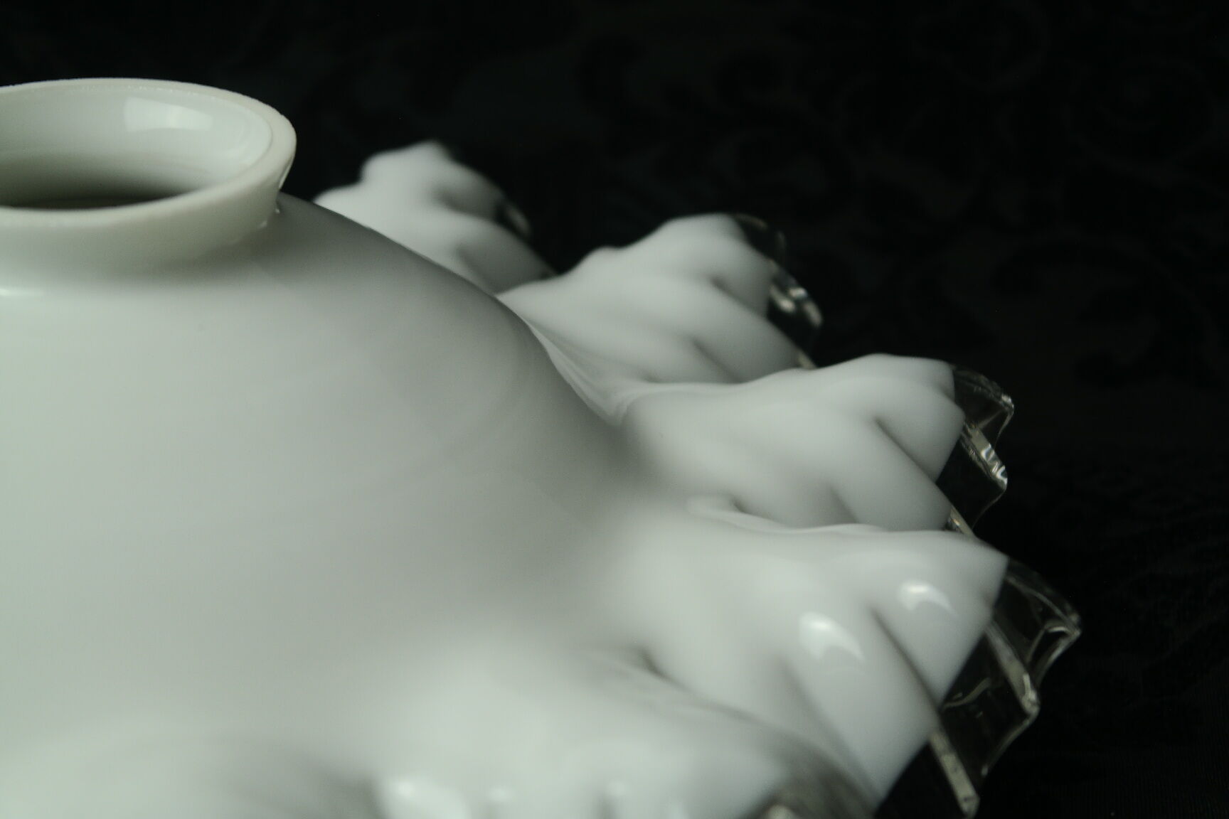 Toothed white opaline lampshade 30s