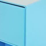 Wall-mounted cabinet in Trespa