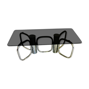 Table basse chrome et verre fumé