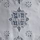 Long centerpiece in luxury lace