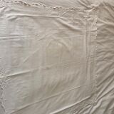 Taie with embroidery