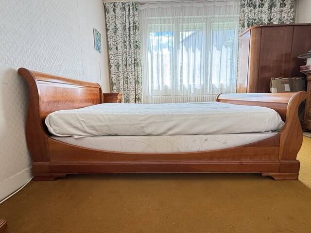 Bed and bedside tables