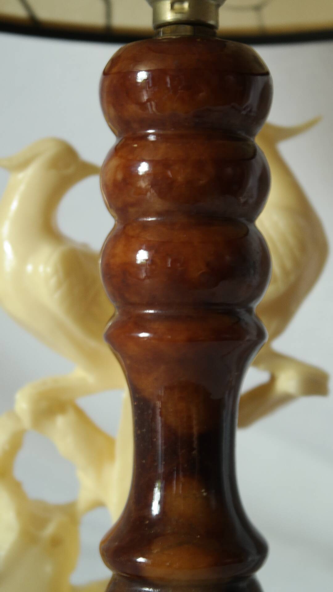 Vintage onyx birds bedside lamp