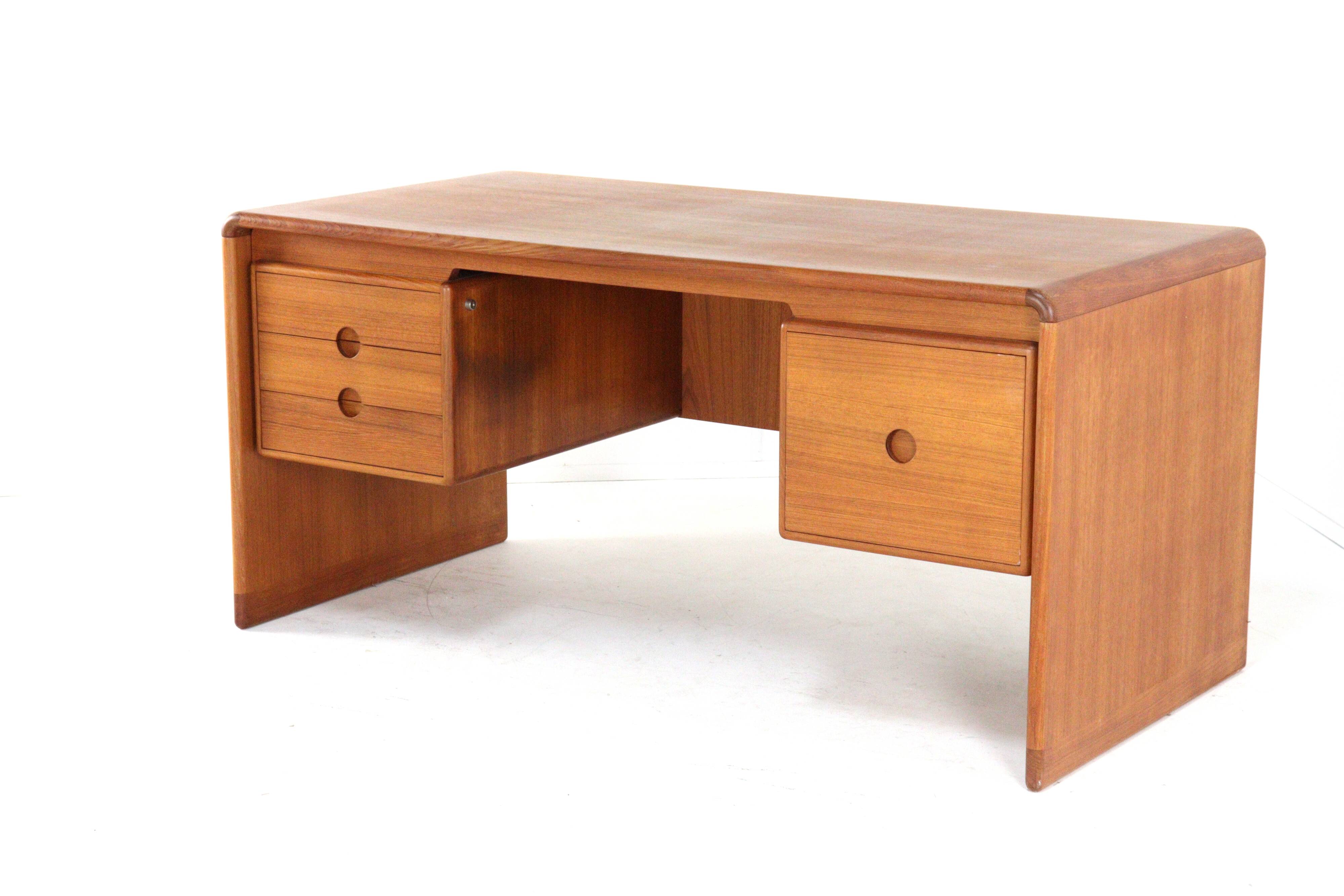 Kai Kristiansen for Vildbjerg desk 'Hemmet' - danish design teak vintage