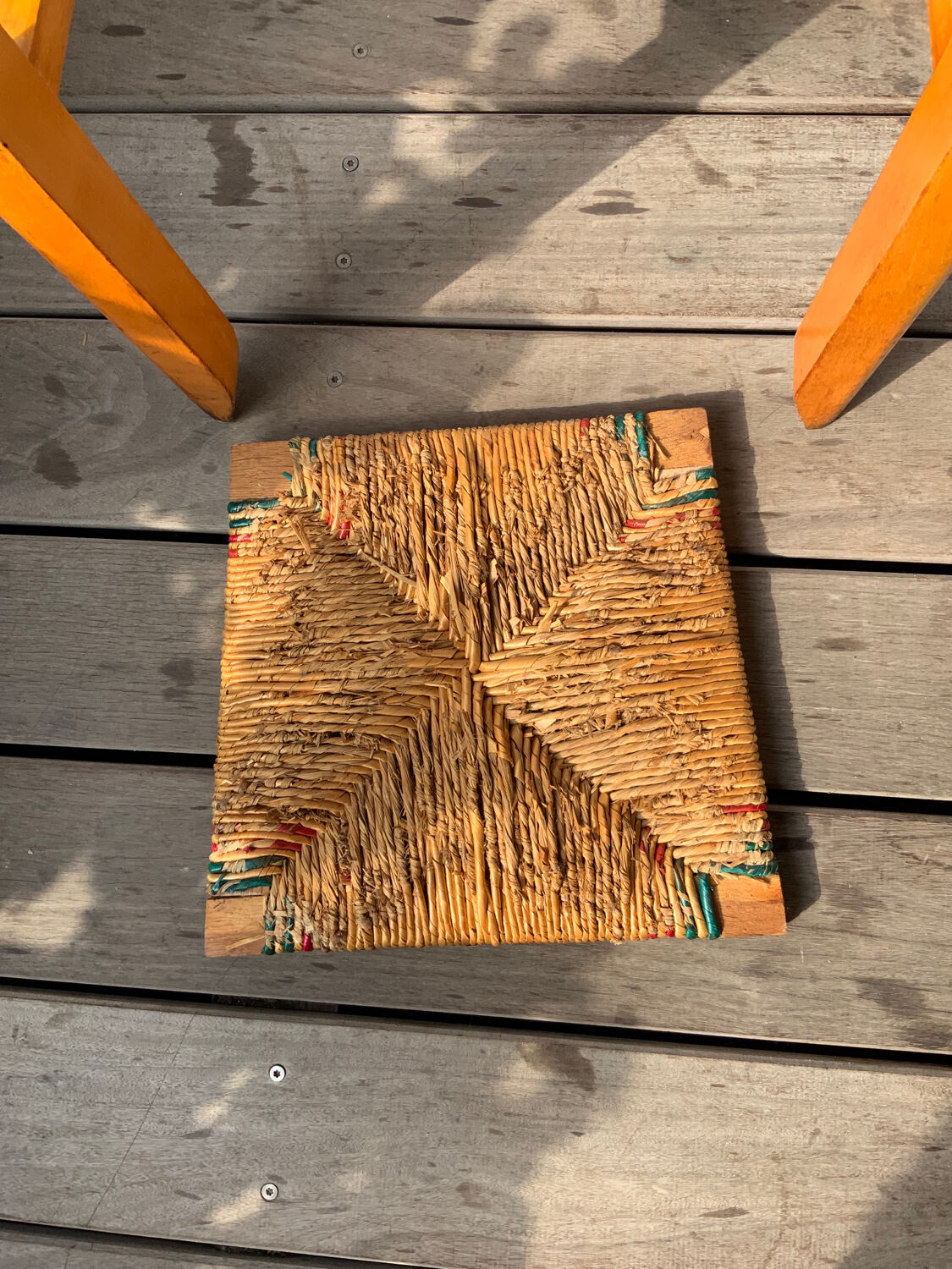 Mulched chair