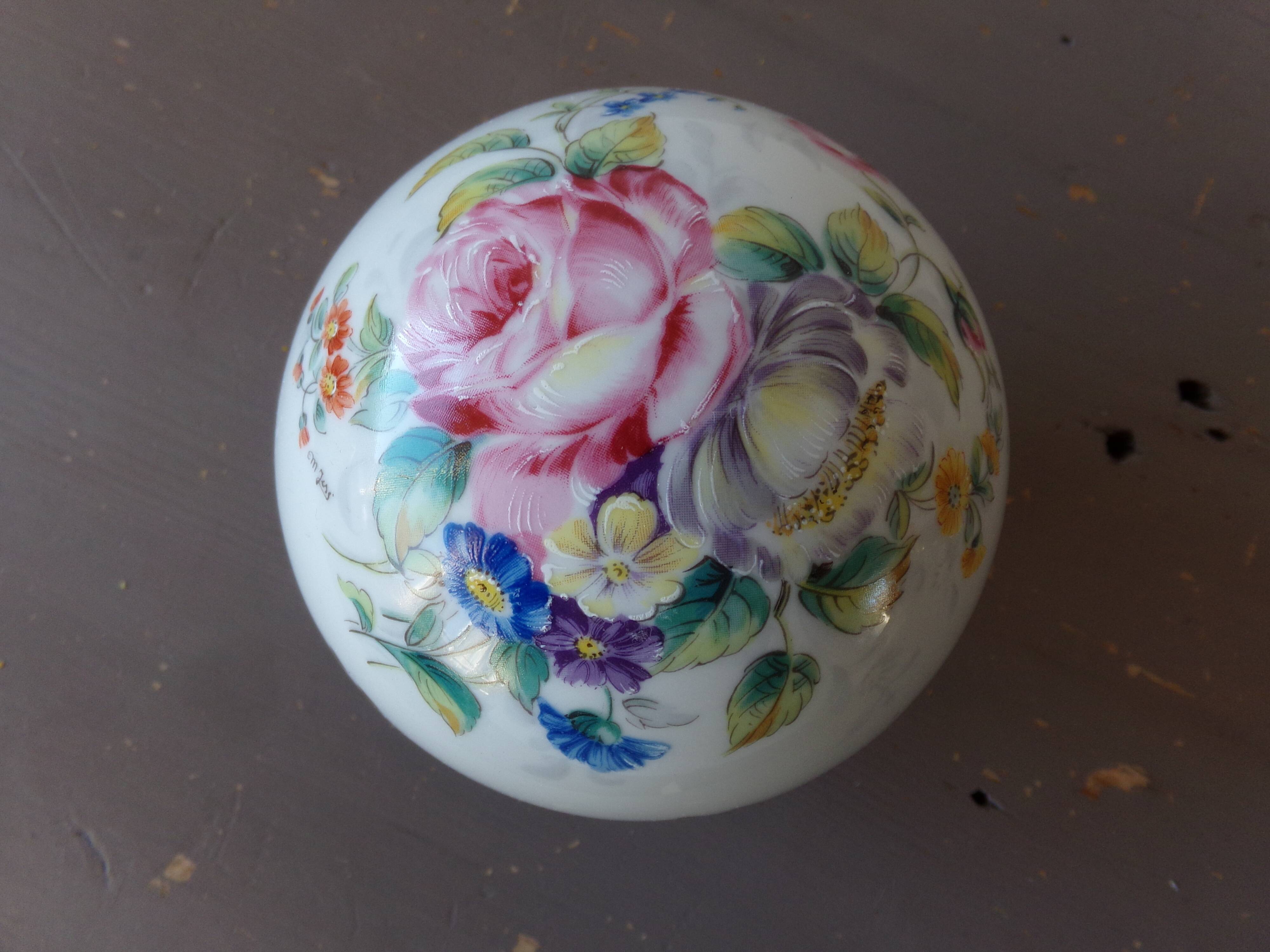 Limoges porcelain box ball shape