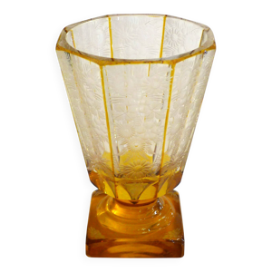 Vase Art Déco gravé