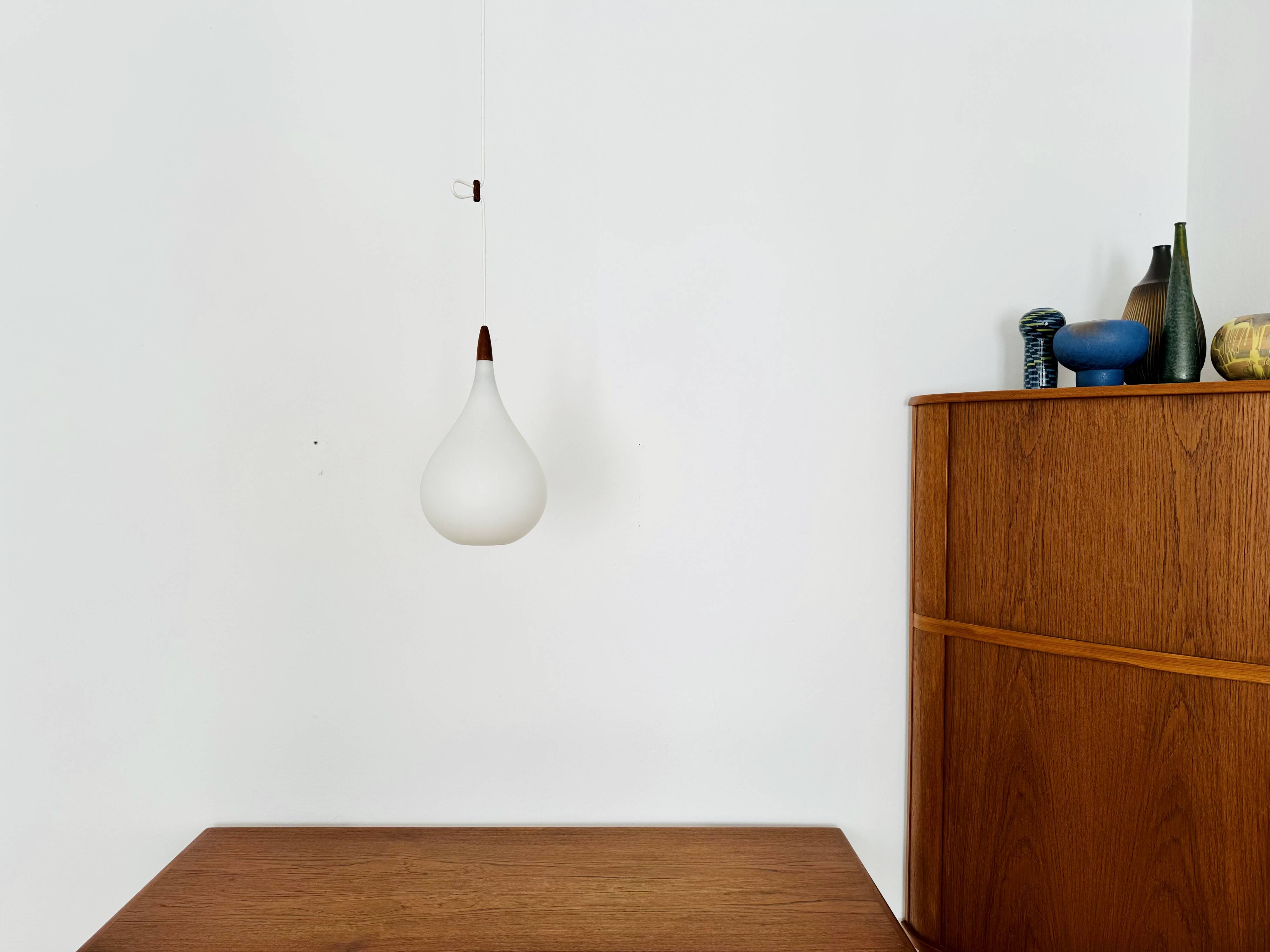 Lampe à Suspension Opaline par Uno et Östen Kristiansson