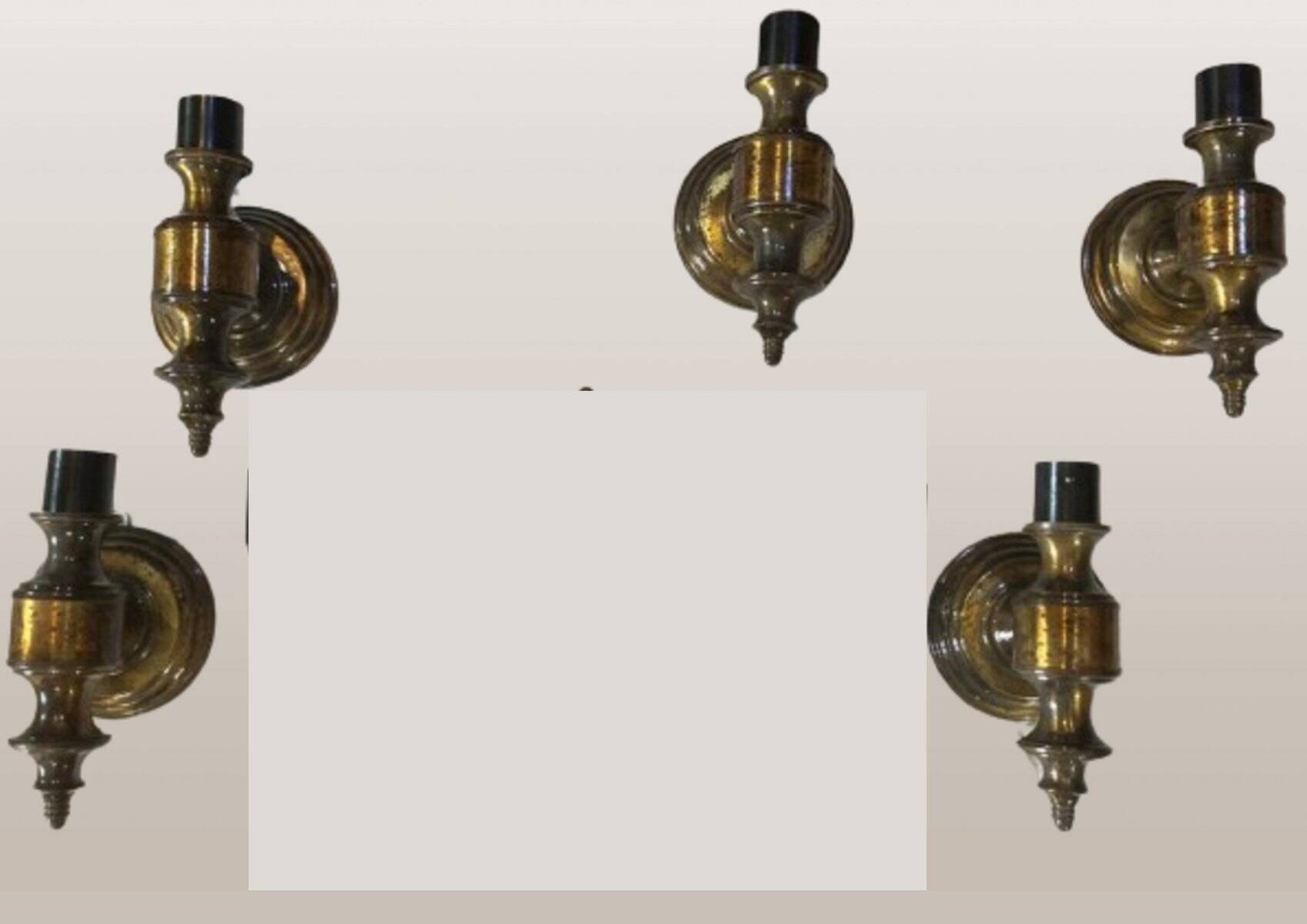 Lámpara de pared vintage de latón dorado, años 60