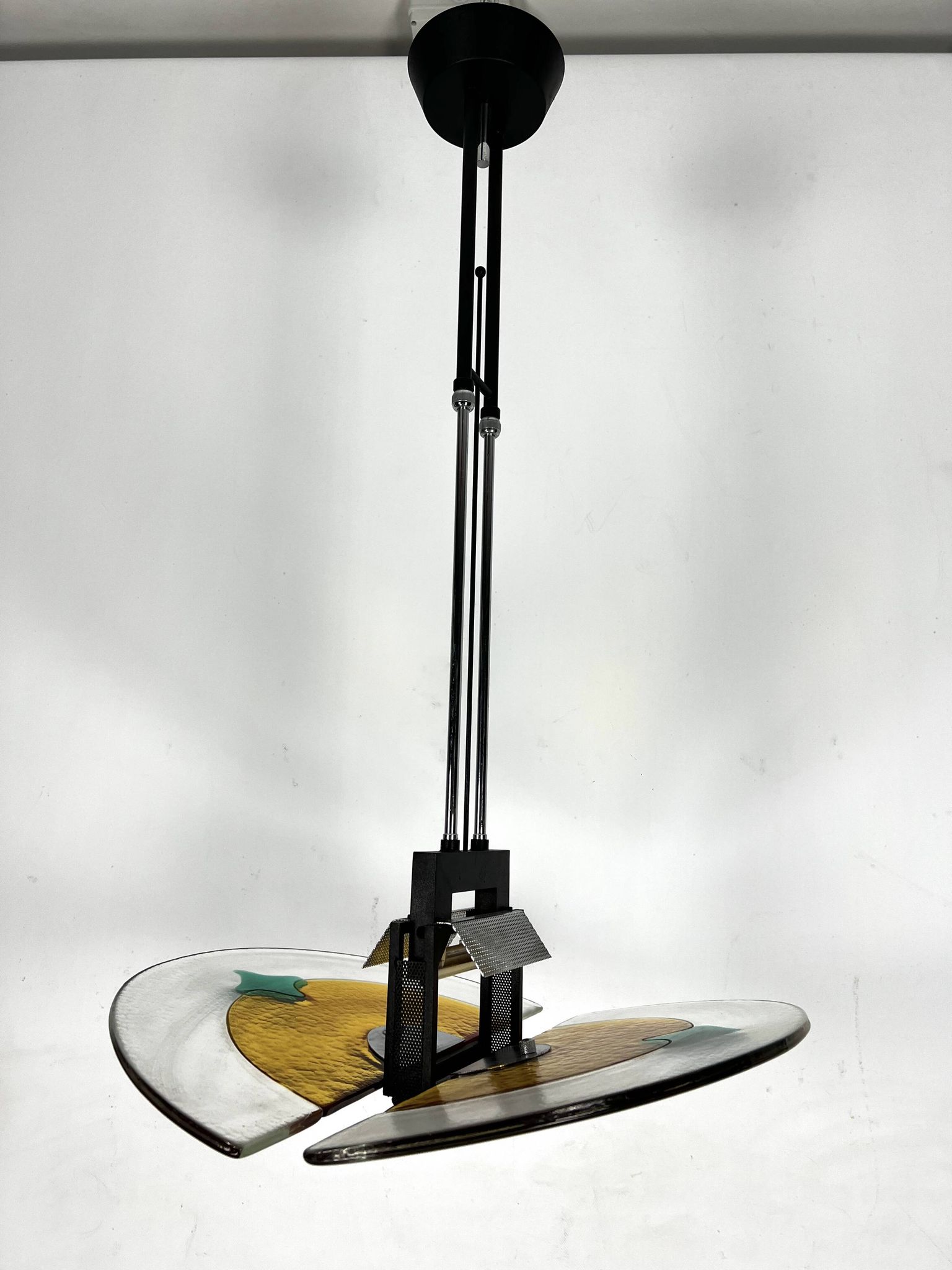 Lustre italien postmoderne en verre de Murano épais des années 80