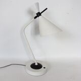 Desk lamp