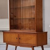 Vitrine du milieu du siècle