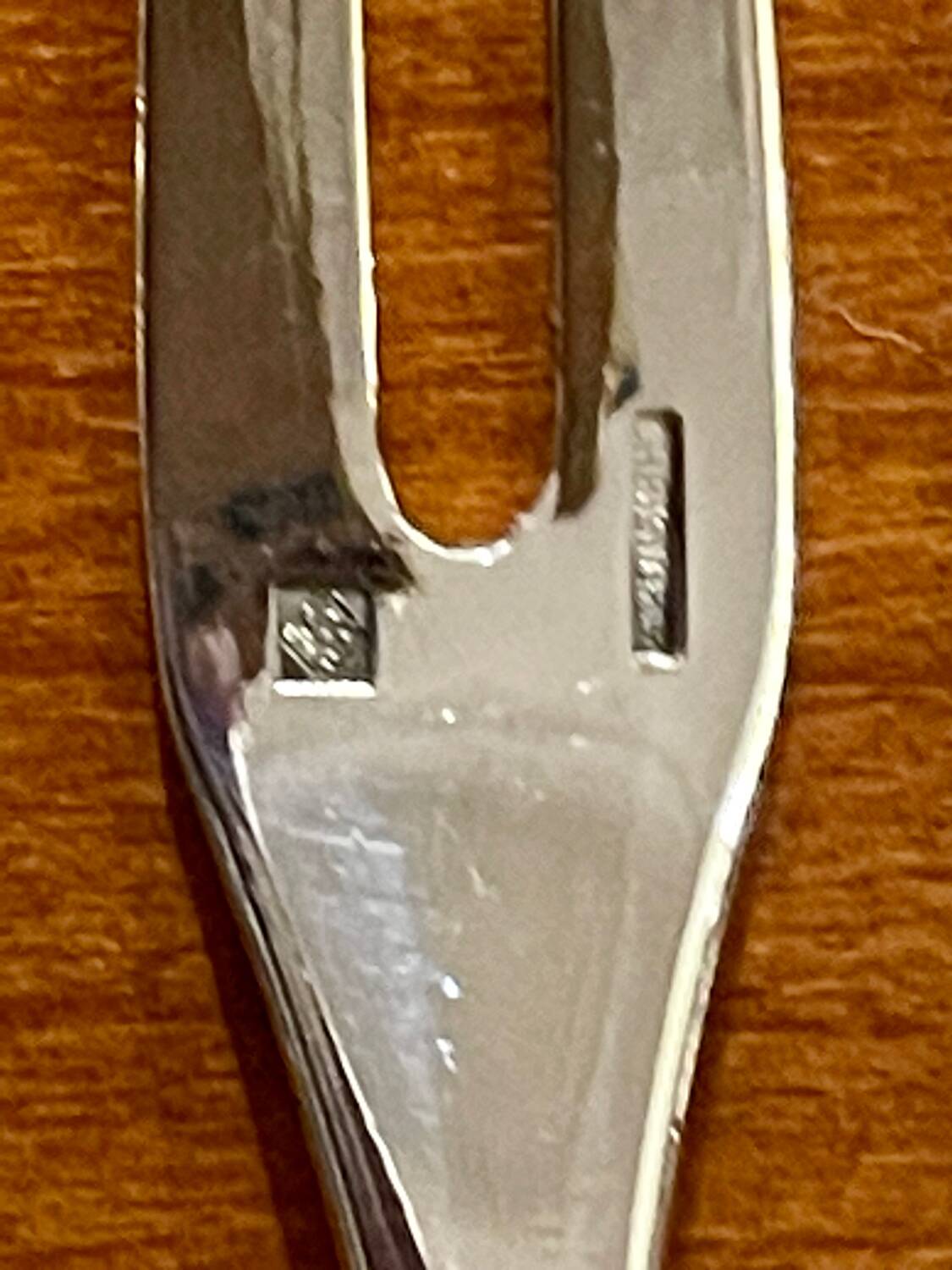 Christofle 12 snail forks, shellfish model Fidelio baguette very good condition