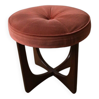 Mid-century ottoman in teak and salmon pink fabric - sculptural stool by G-Plan from the 1960s.