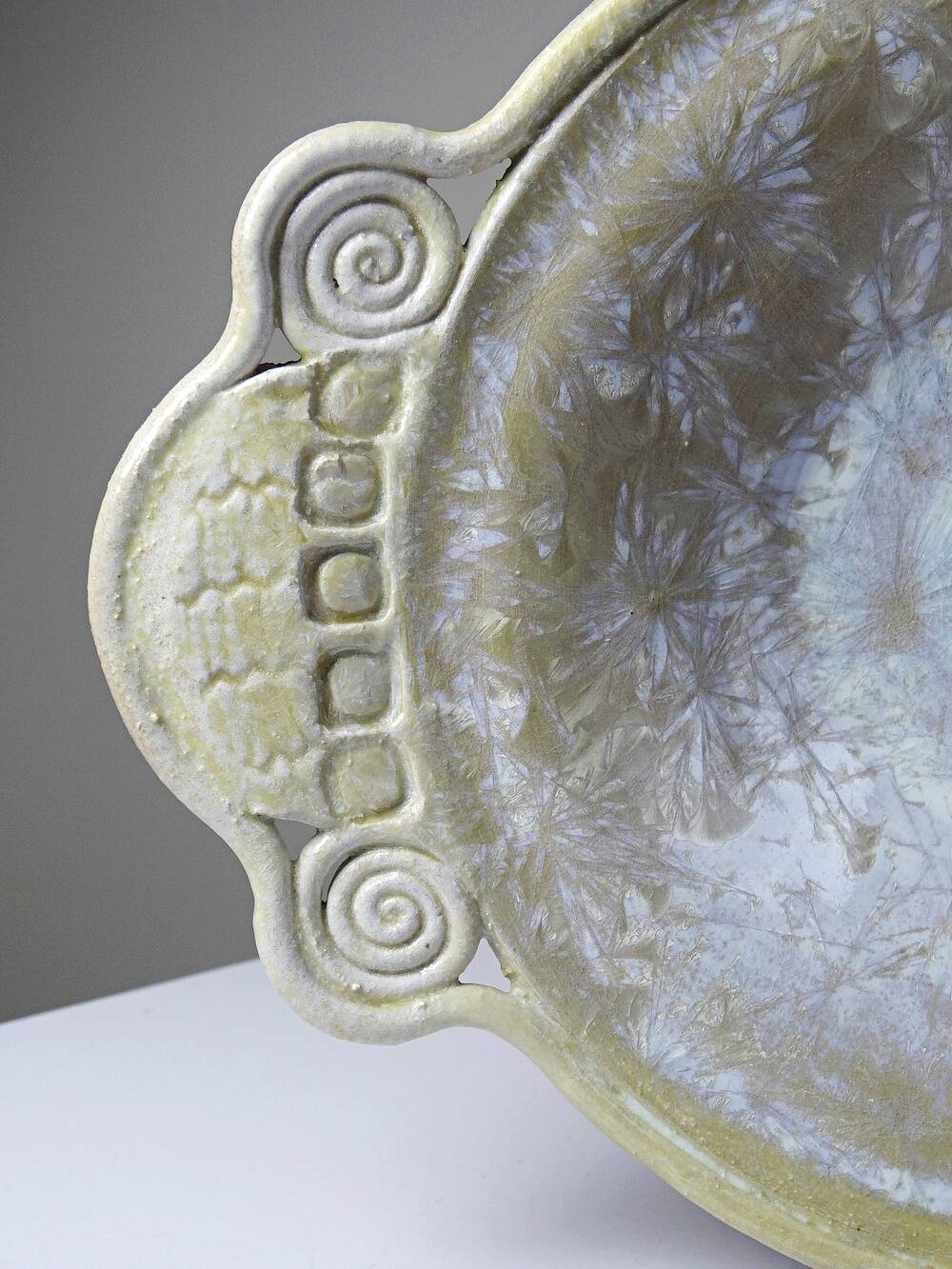 Vintage stoneware pocket bowl with crystalline glazes signed by Françoise Roussel.