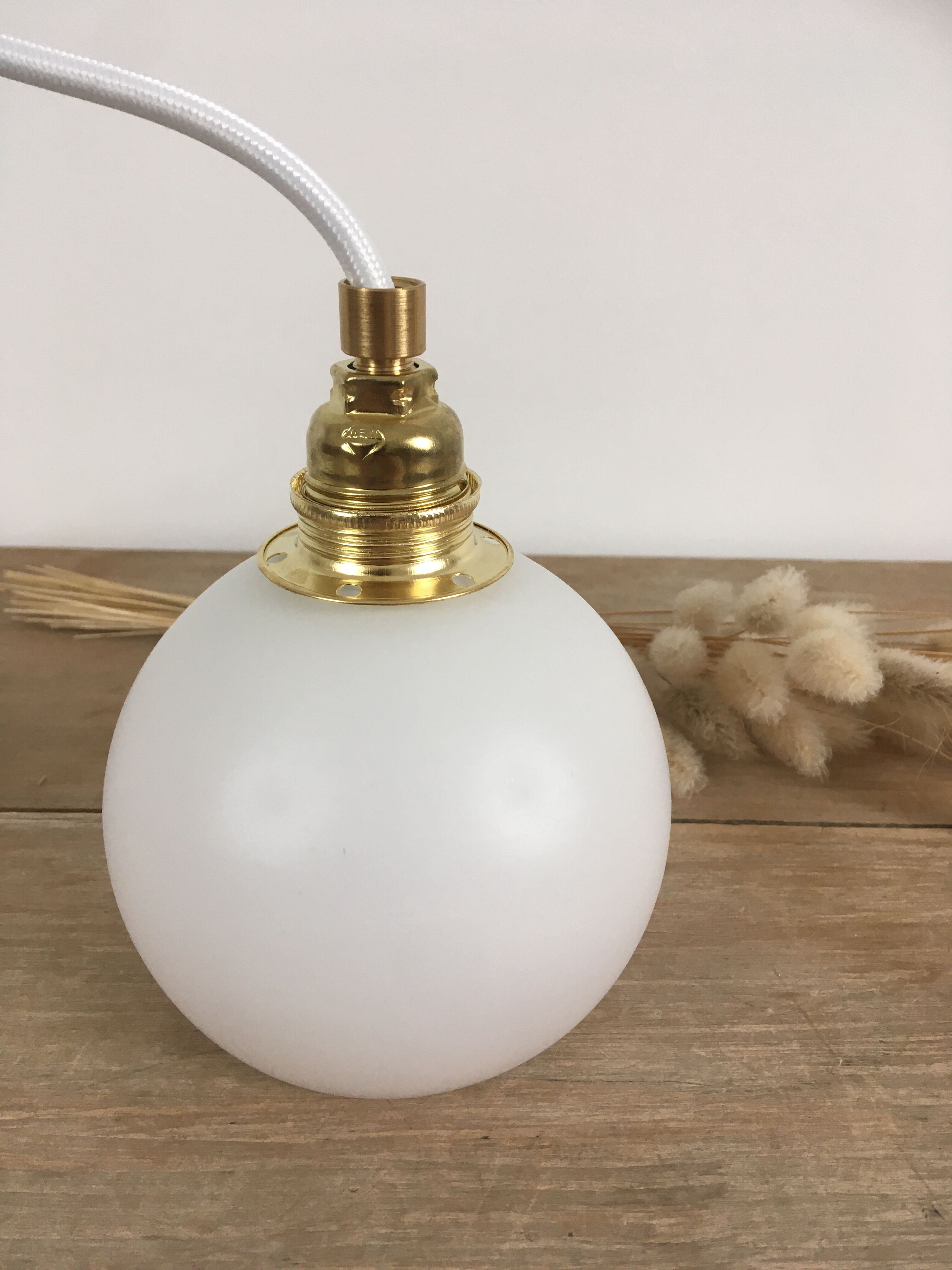 Vintage opaline white thread walking lamp