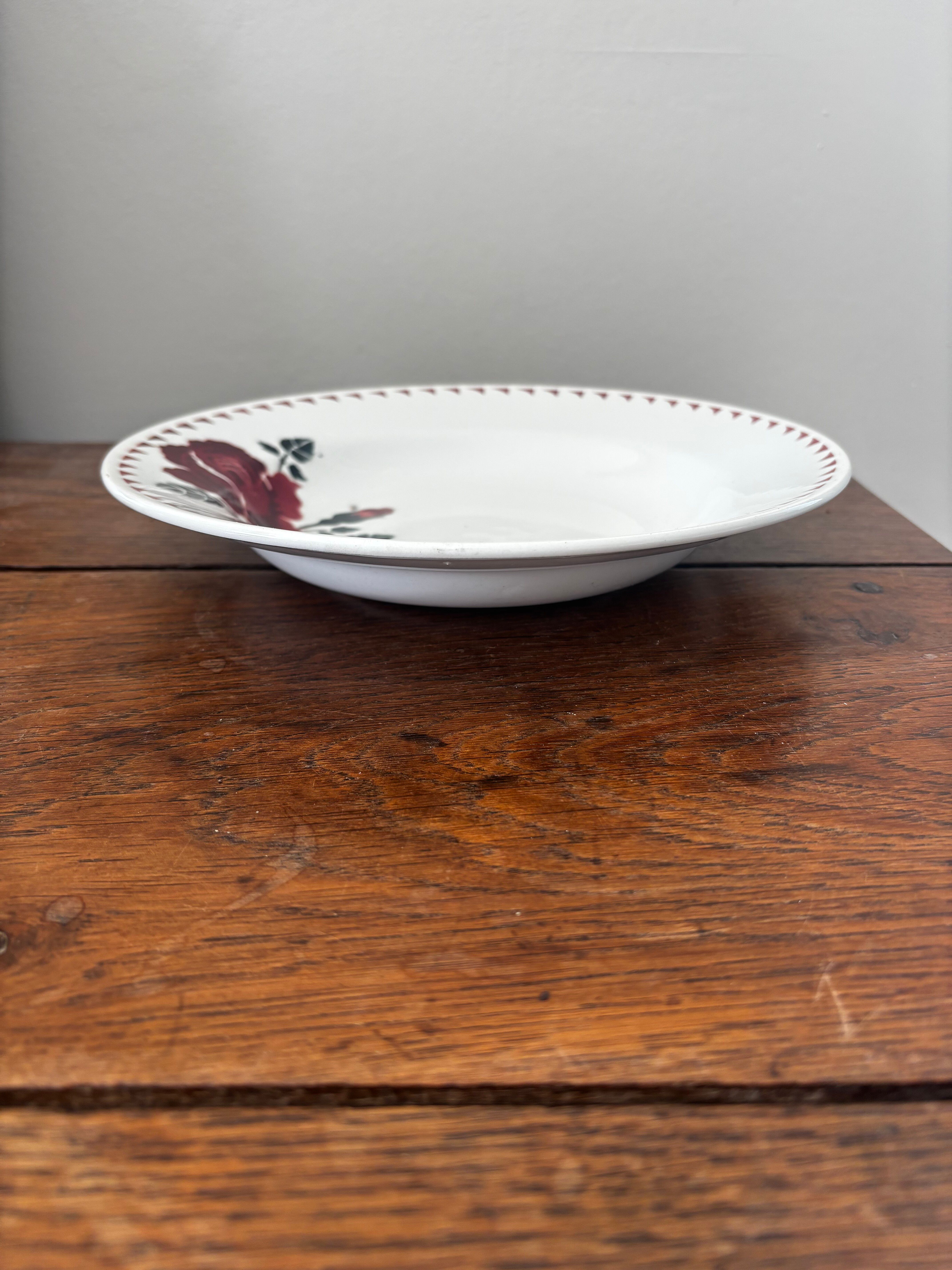 Vintage lot of 5 deep plates l’amandinoise café mars