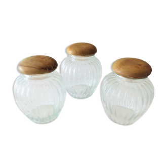 Lot of three pots with wooden lids