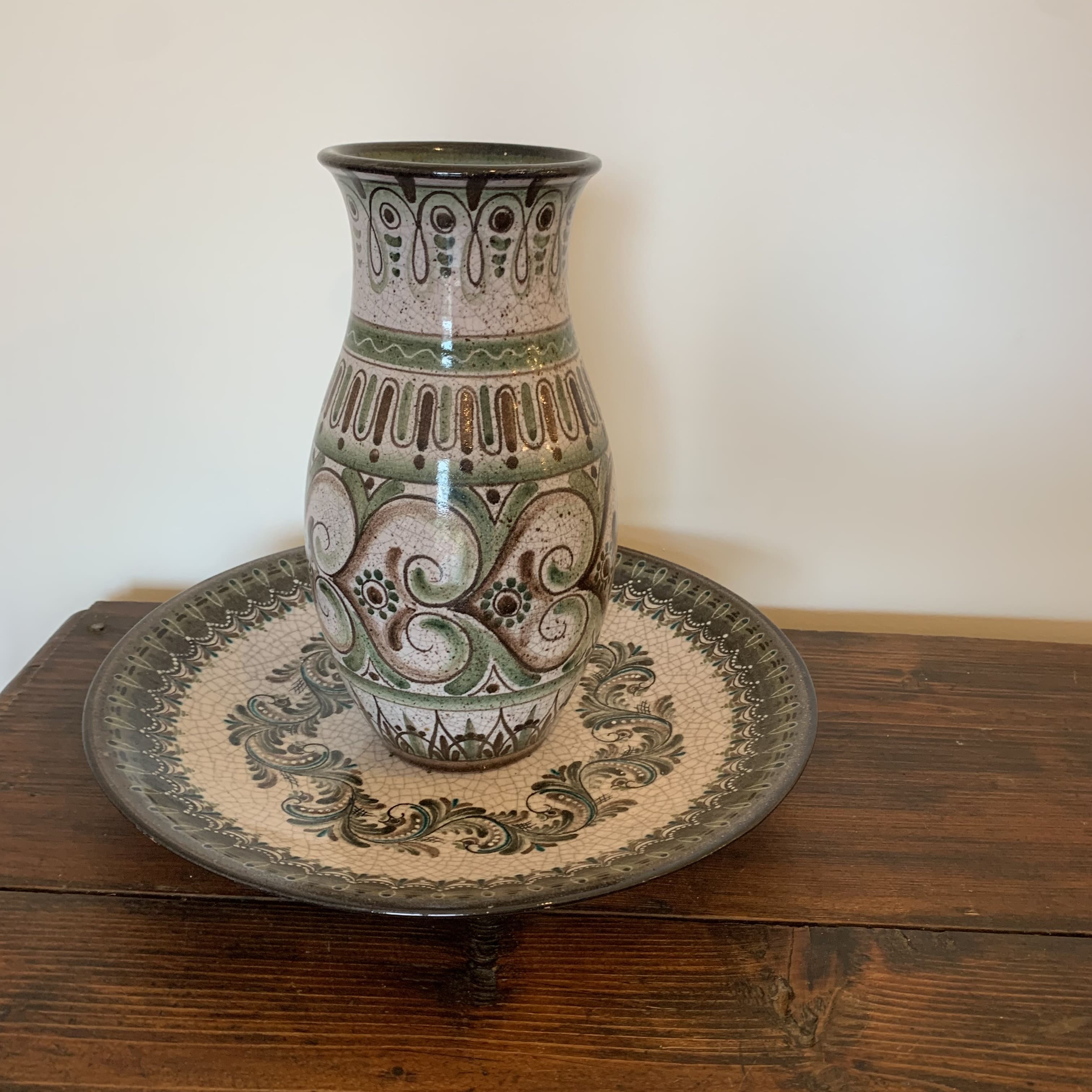 Ensemble vase et assiette