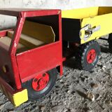 Former 50s metal dump truck vintage