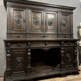 Renaissance castle buffet cabinet in solid walnut circa 1850