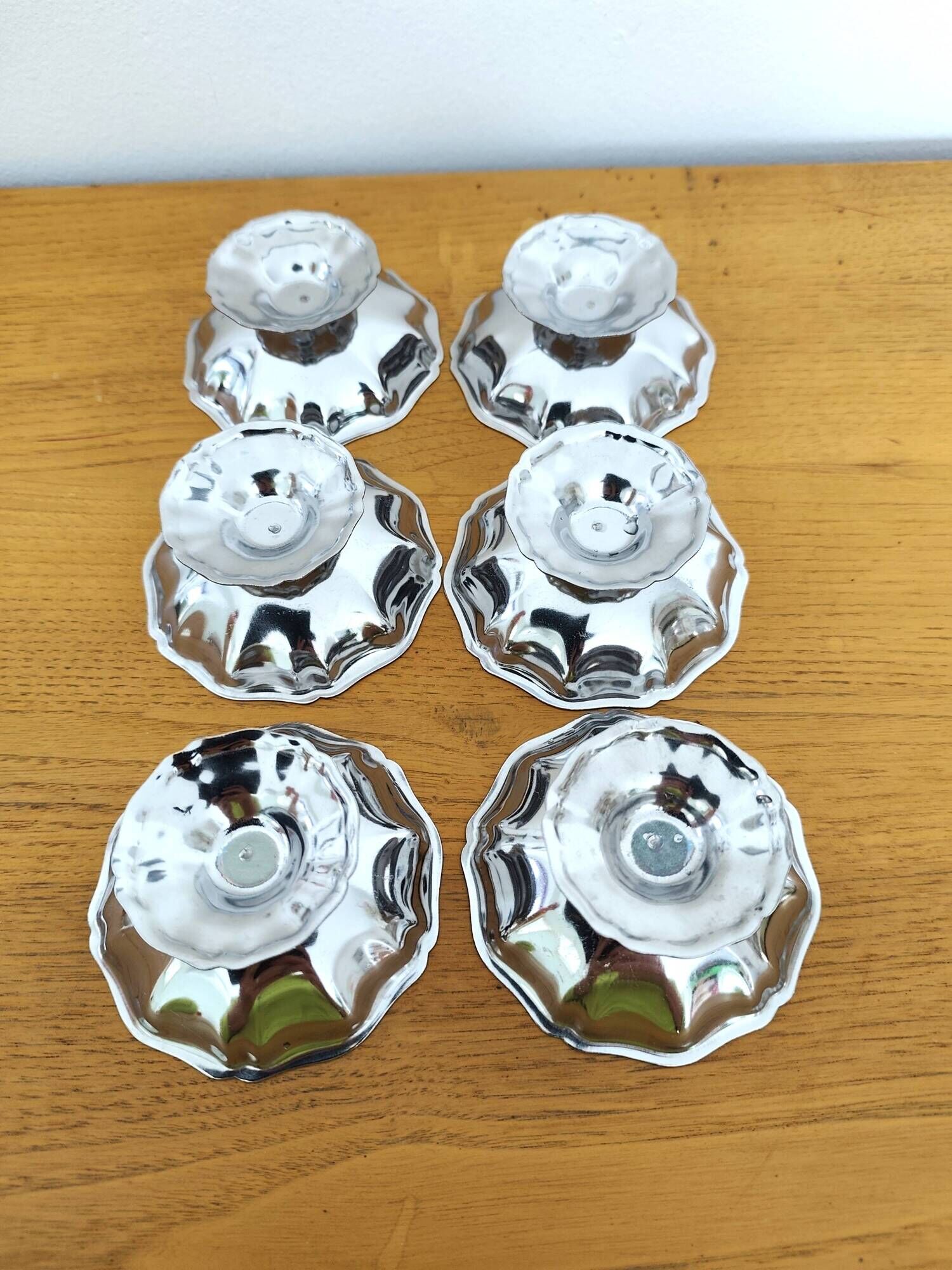 Set of 6 ice cream bowls from the 70s.