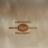 Golden metal dessert service