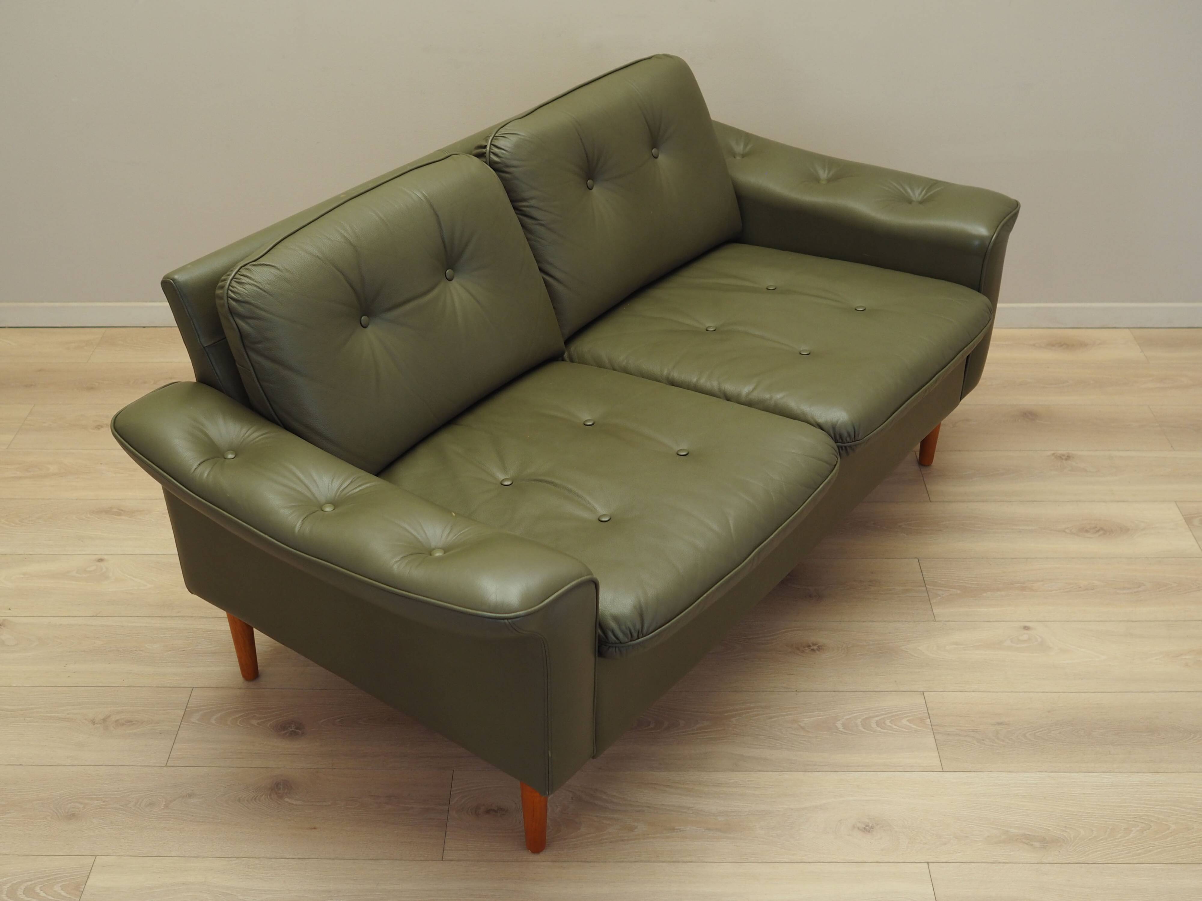 Canapé danois en cuir vert, années 1970