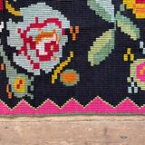 Romanian vintage carpet with delicate flowers 258x138cm