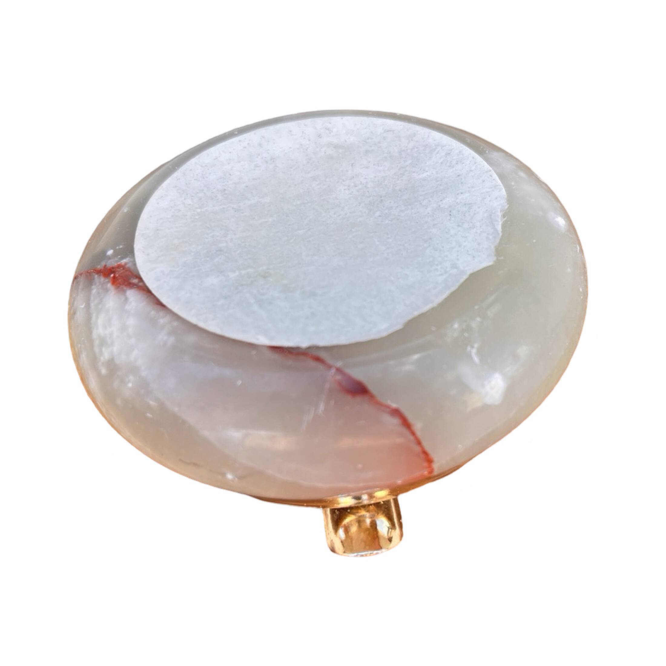 Small alabaster ashtray with brass fittings, Italy, 1970s.