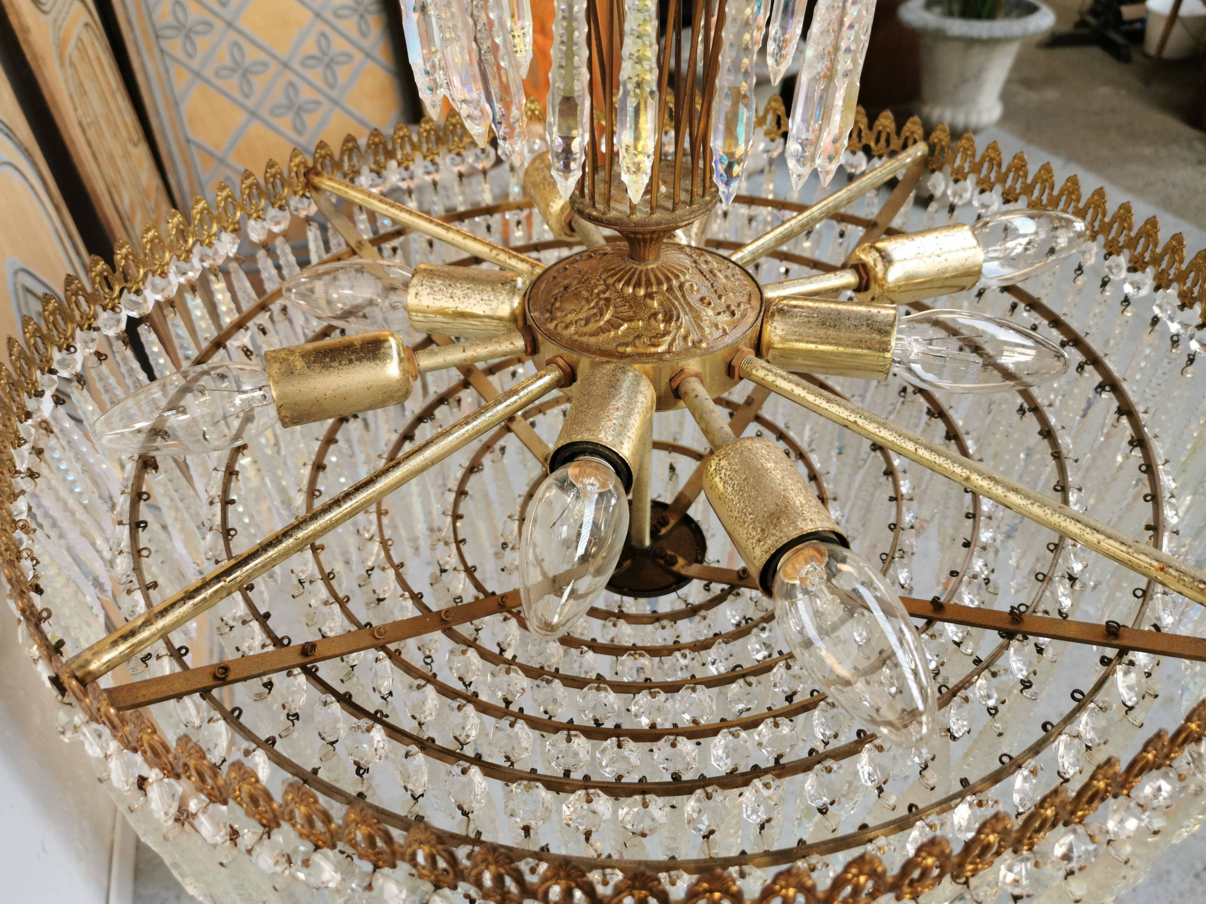 Vintage chandelier 8 lights and brass