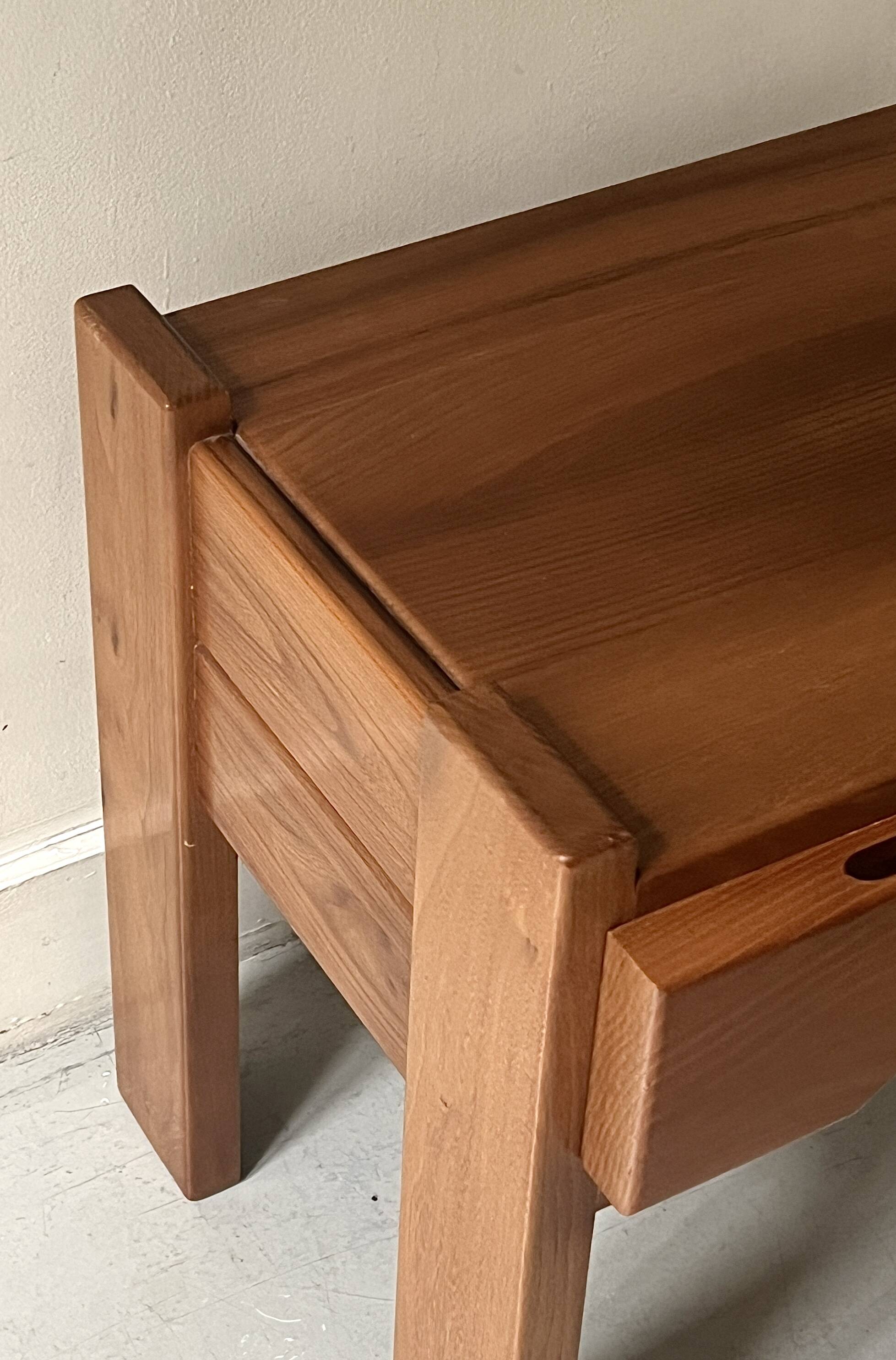 Side table, bedside table in elm wood, Maison Regain 1960