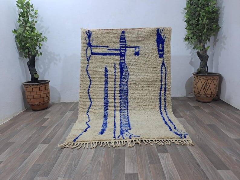 Handmade Moroccan Berber rug size 150 x 250 cm