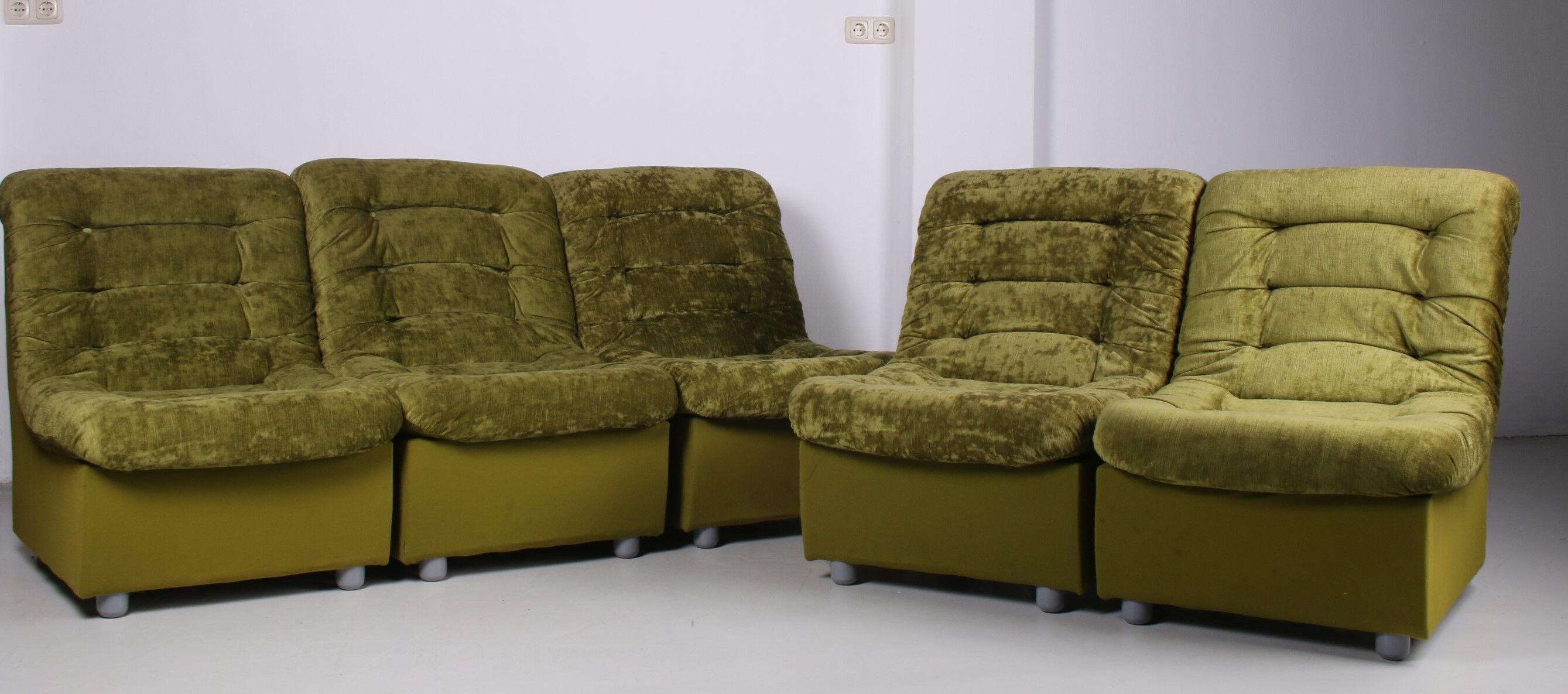 Vintage Xl element sofa moss green 60s