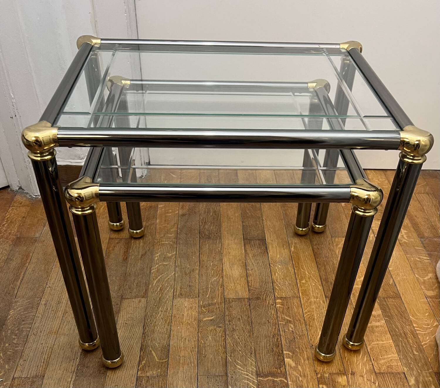 Orsenigo Italy nesting tables - clear glass and smoked glass