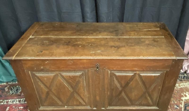 17th century louis XIII diamond-tipped chest