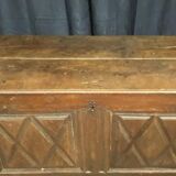 17th century louis XIII diamond-tipped chest