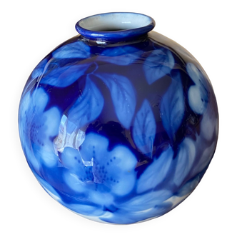 Vase boule Camille Tharaud - Hauteur 18 cm - Décor de nymphéas