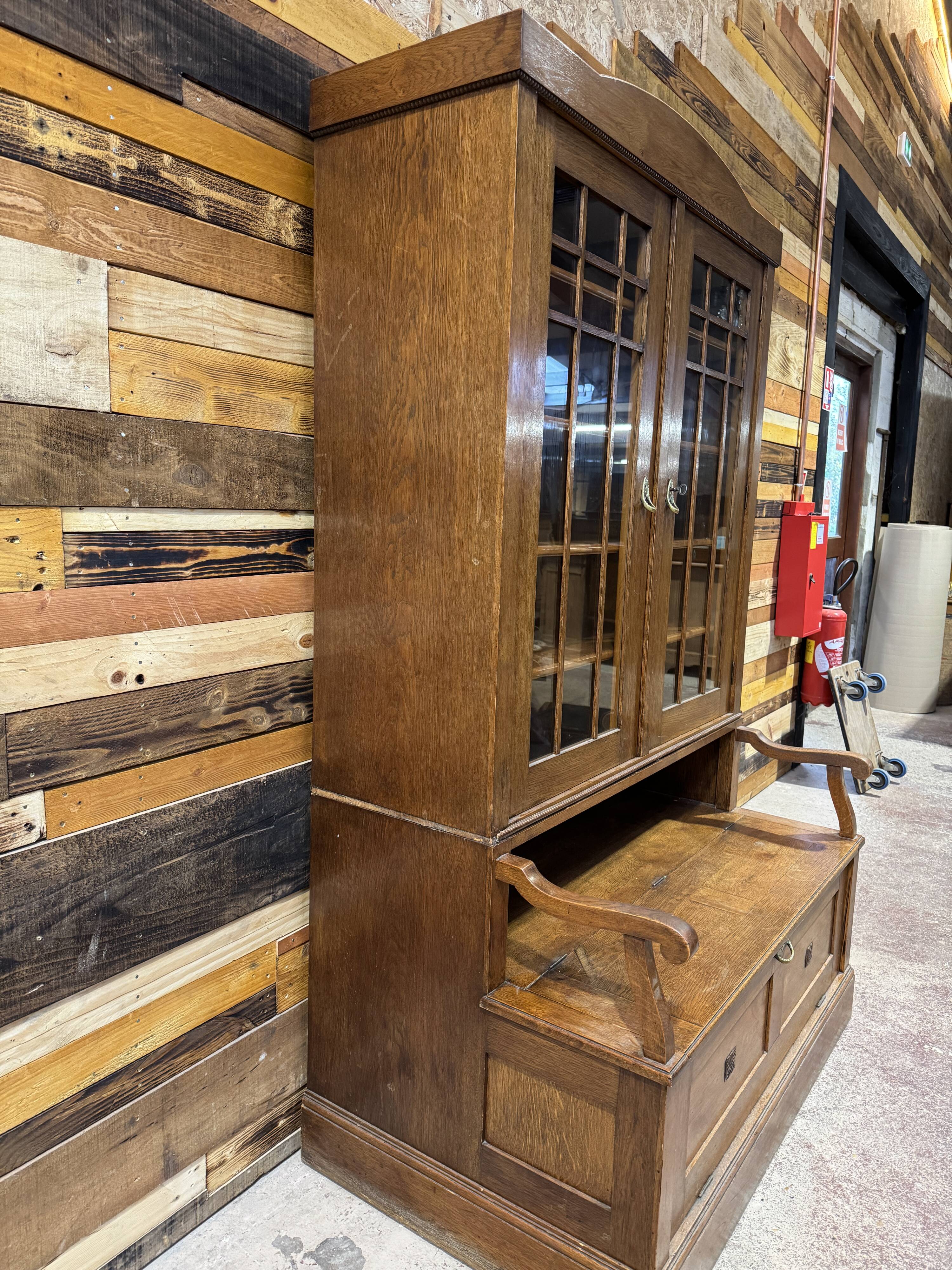 Entrance hall wardrobe in solid oak - 1930s