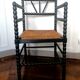 Fauteuil et chaise d'angle de style Louis XIII
