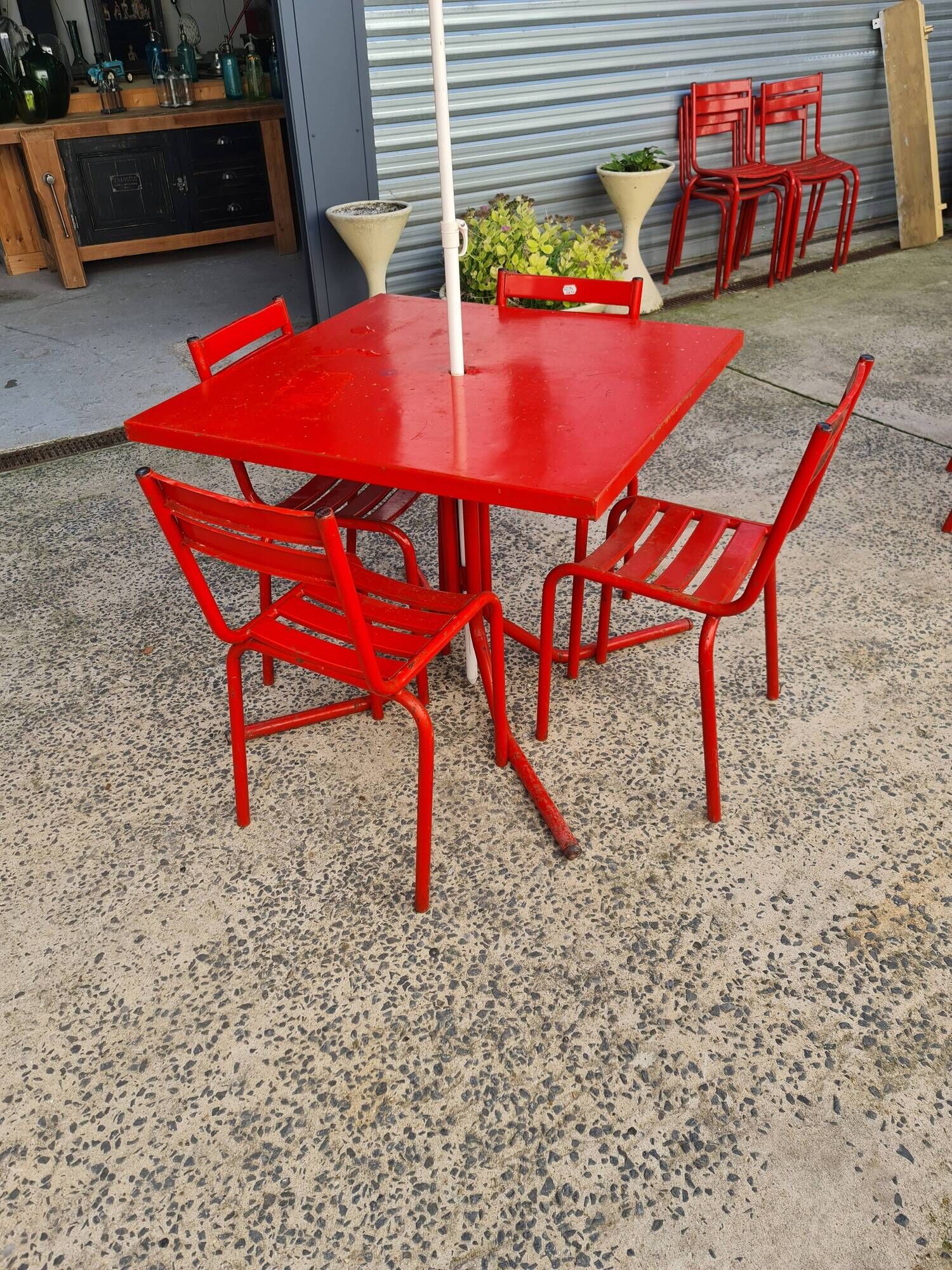 Living room garden terrace old metal tolix red