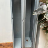 Acial La Poste cloakroom furniture